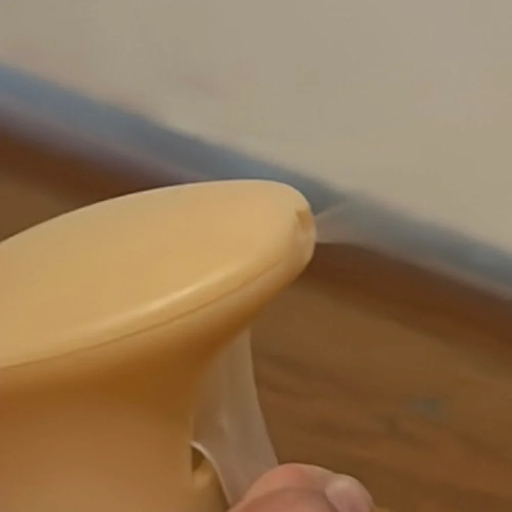 Febreze Air Mist in Cream and White